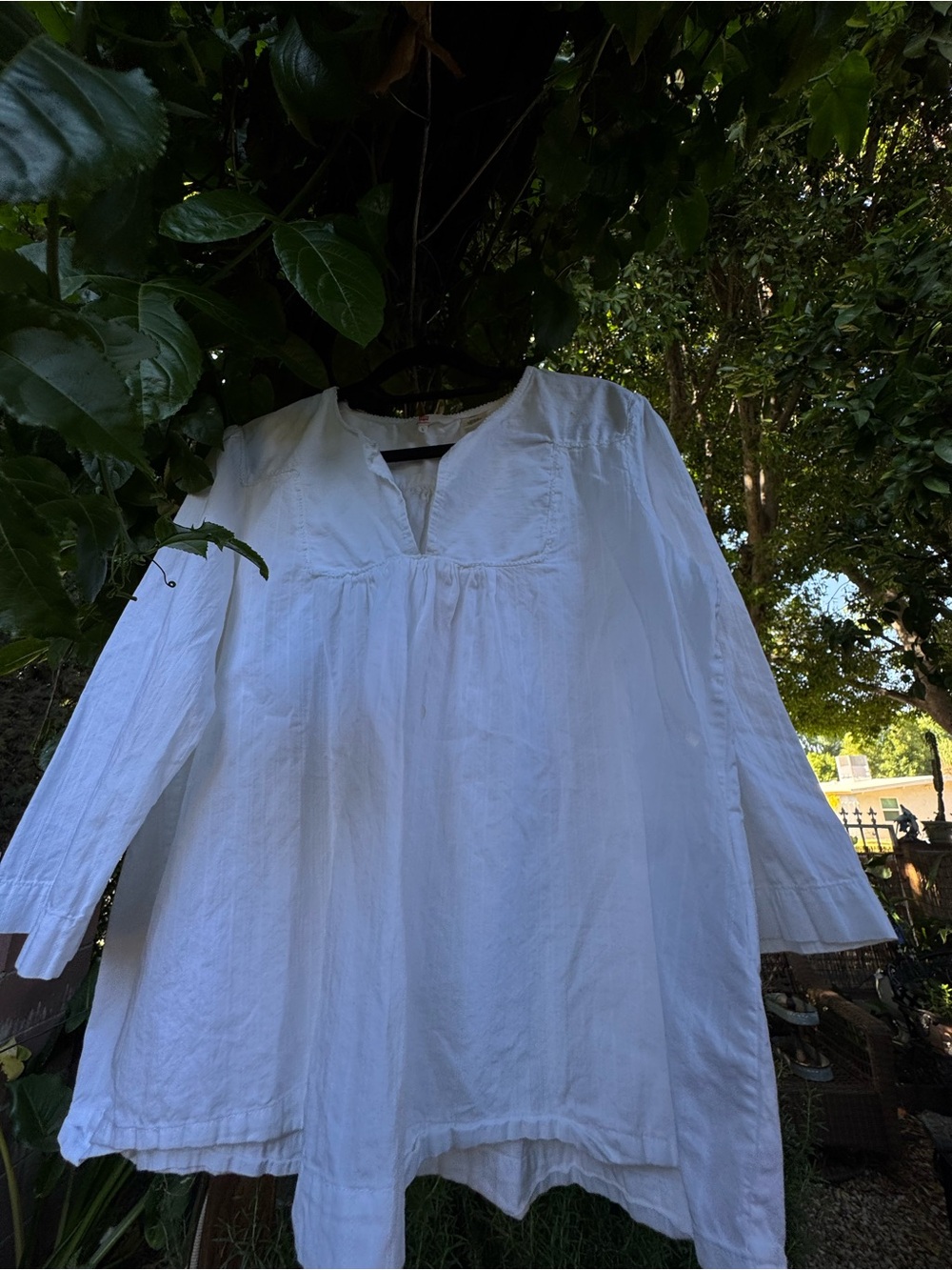 Levi’s White Long Sleeve Linen Tunic Top
